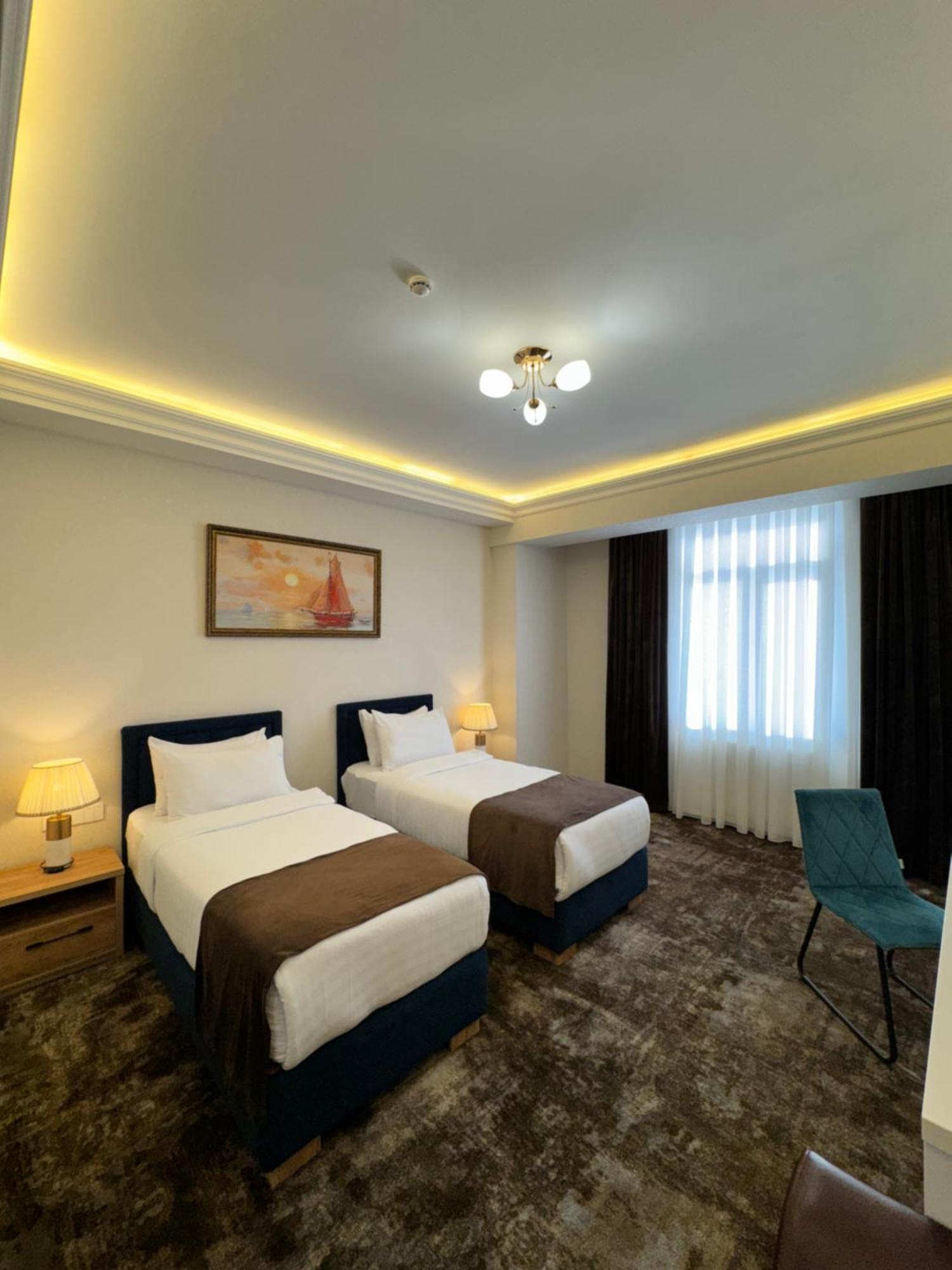 Garnet Mir Hotel Tashkent Exterior foto