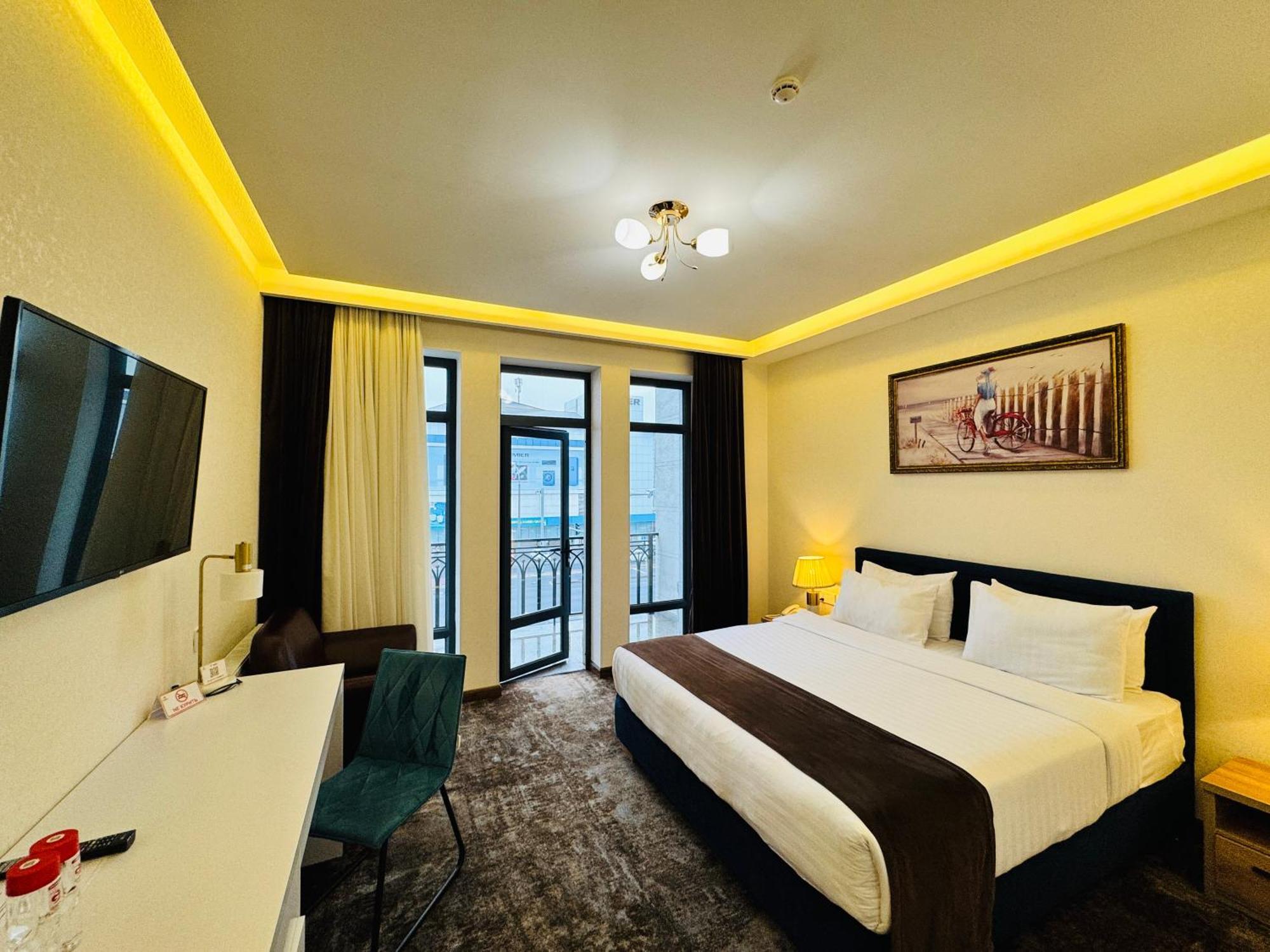 Garnet Mir Hotel Tashkent Exterior foto