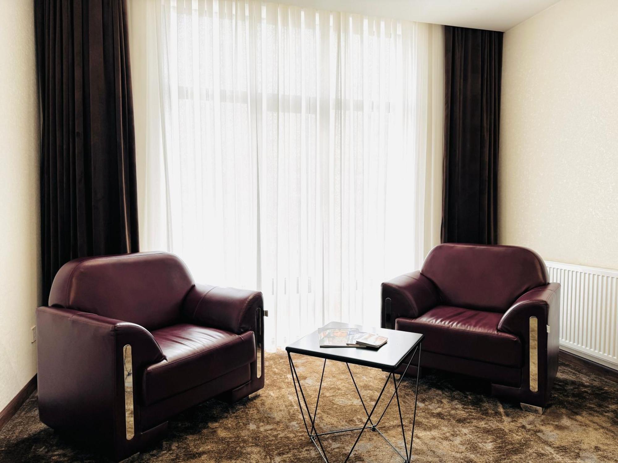 Garnet Mir Hotel Tashkent Exterior foto