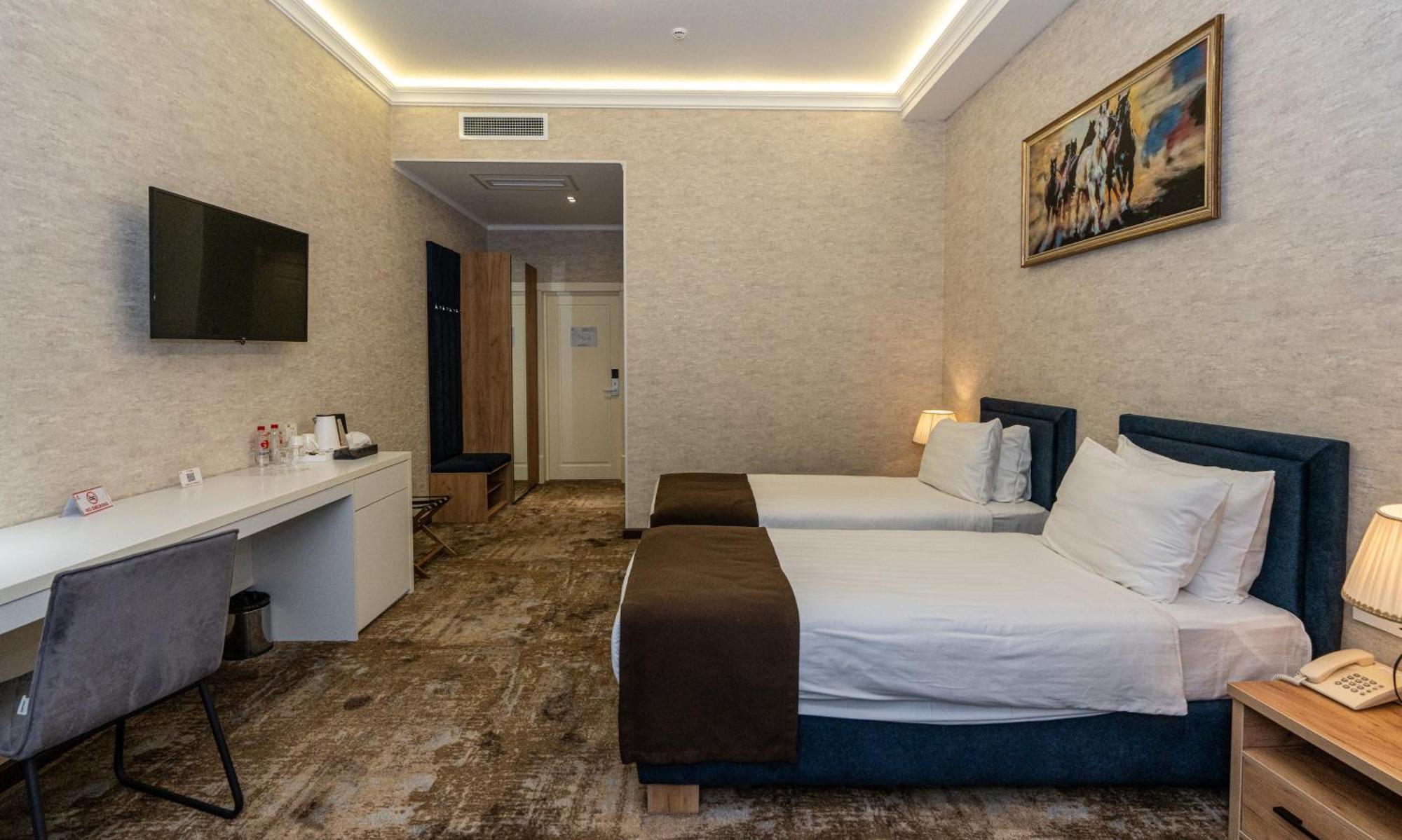 Garnet Mir Hotel Tashkent Exterior foto